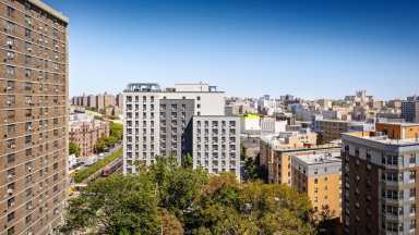 NYCHA, HPD and HDC officially opened today Melrose North, 171 units of affordable apartments in the South Bronx.