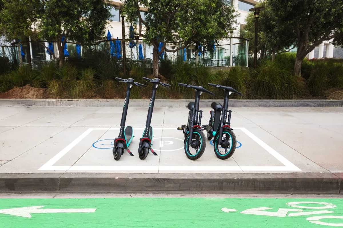 Properly-Parked-Vehicles-1