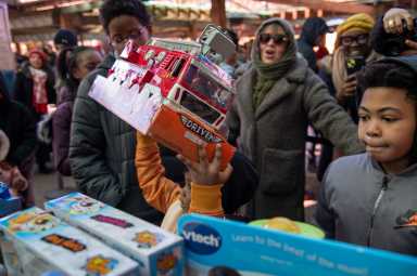Veterans and family were invited to enjoy cocoa, cookies and a day at the zoo, complete with a holiday toy giveaway.