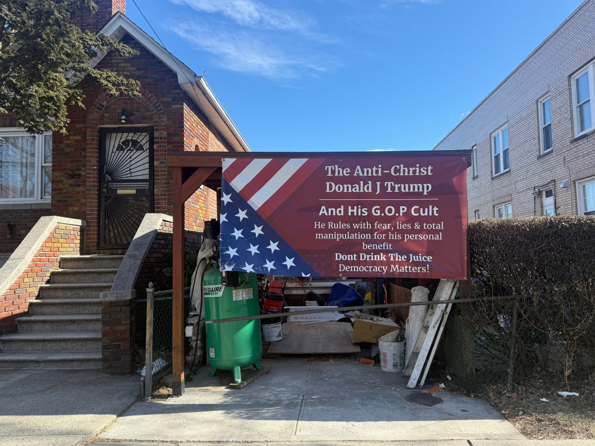 Bronx homeowner displays banner saying Trump is the 'Anti-Christ,' claims President is threat to democracy - Bronx Times