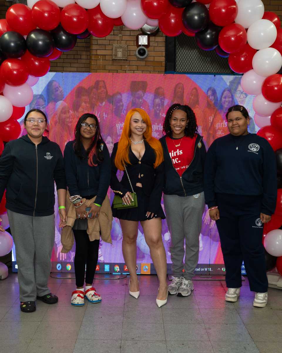 The Bronx's hometown superstar, Ice Spice surprised and inspired young women last week appearing at a wellness event in the West Bronx along with the nonprofit Girls Inc. and fashion designer Kate Spade.