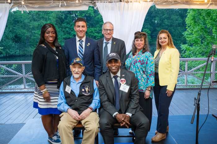 At its annual gala and fundraiser, elected officials and the Van Cortlandt Park Alliance honored veterans Thursday who dedicated themselves to preserving the park's Memorial Grove which honors local soldiers who have died in battle.