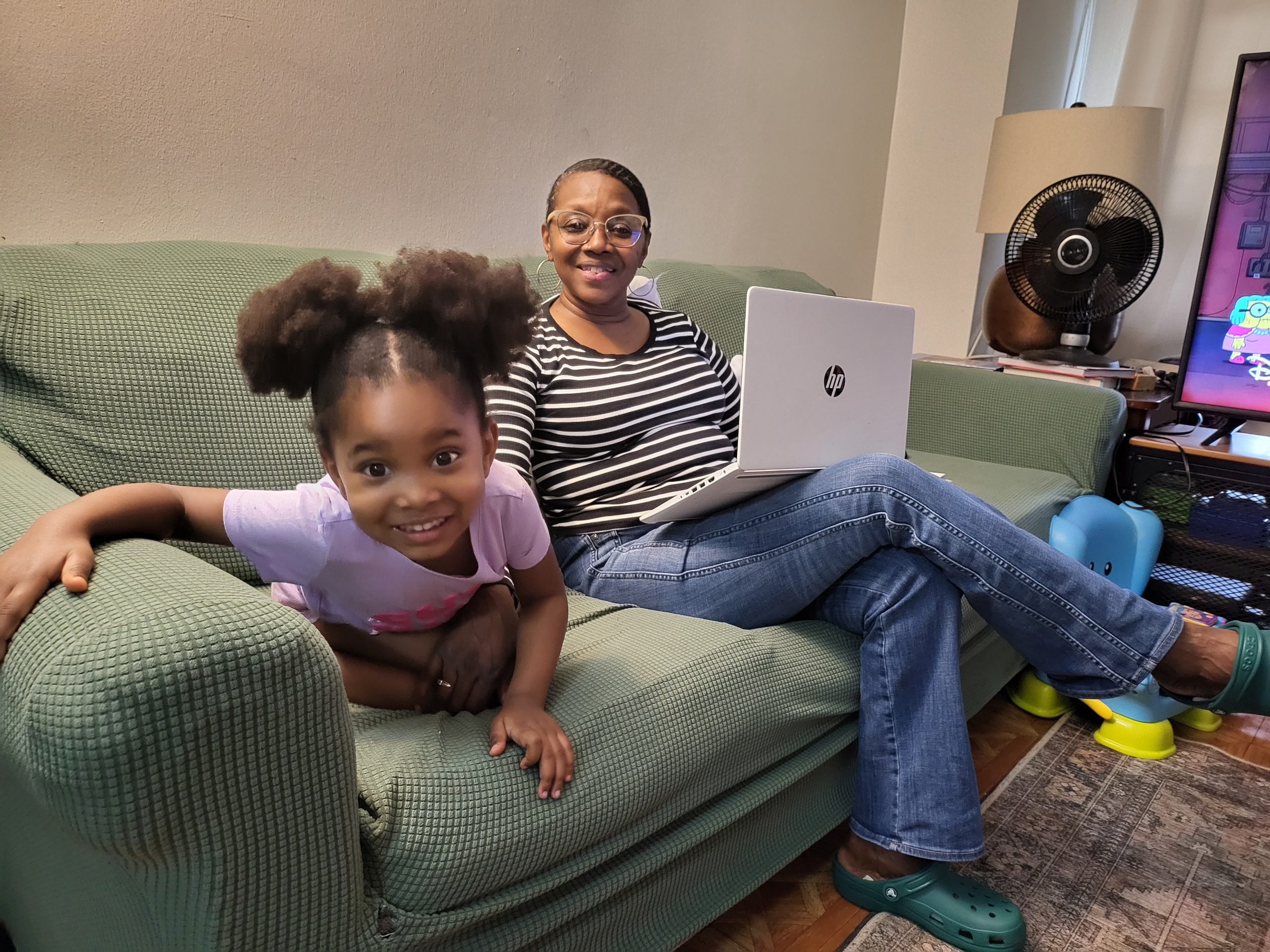 After Bronx blaze, state bill targets landlords who leave tenants