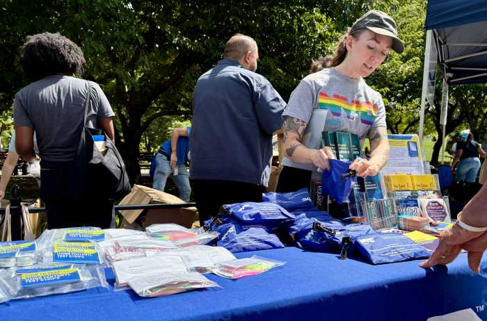 Leaders from NYC Heath gave out Naloxone kits Wednesday, at a resource fair in St. Mary's Park ahead of Overdose Awareness Day. Bronx residents learned how to use the life-saving nasal spray to reverse an opioid overdose.