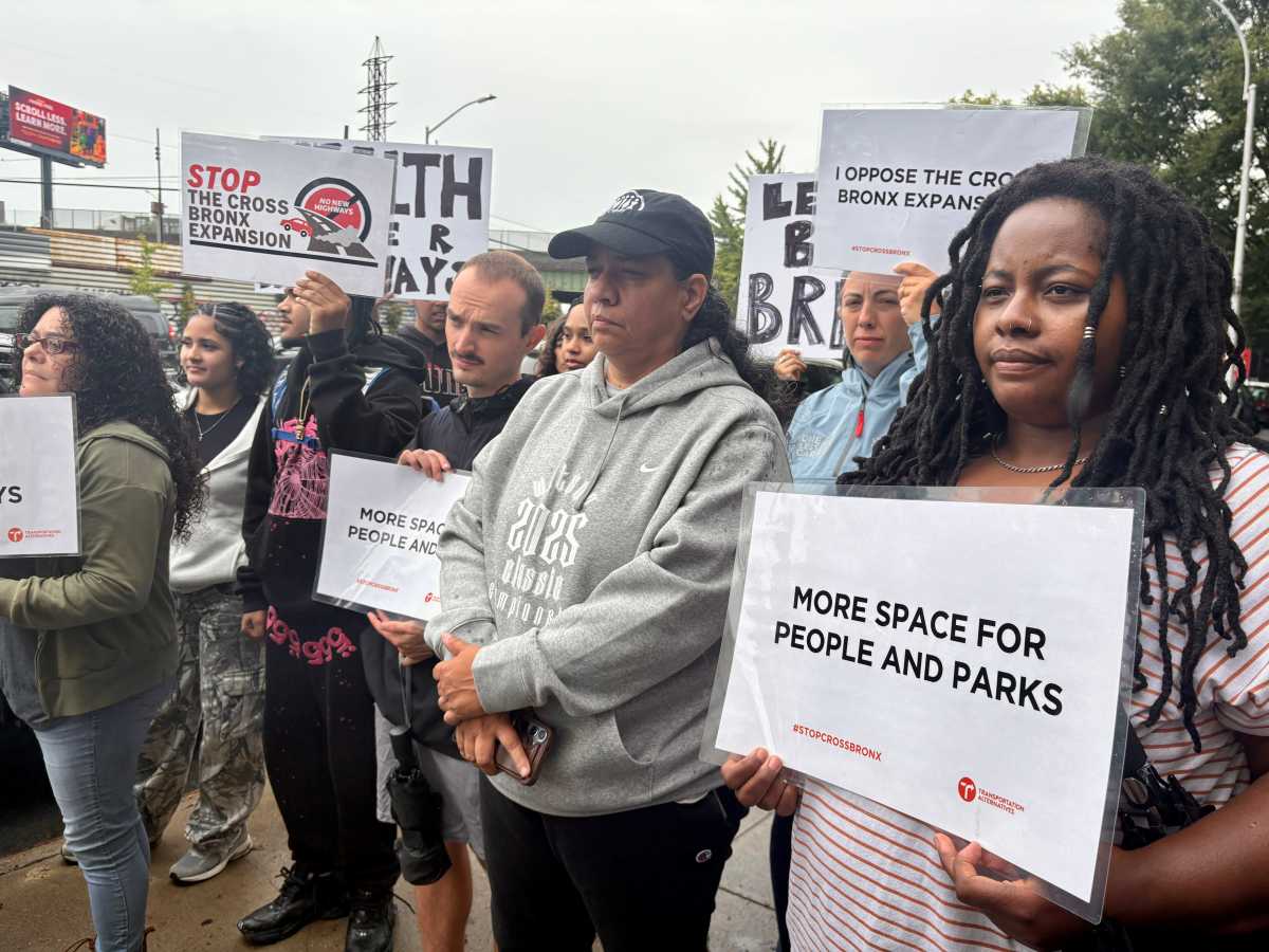 Environmental advocates, Bronx residents, and tenants from the Bronx River Houses NYCHA development called on state officials to stop the Cross Bronx Expansion. The New York State Department of Transportation designed projects to repair five bridges along the expressway that involve constructing additional "traffic diversion structures," which Bronx residents oppose as a highway expansion.