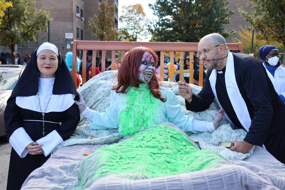 bronx halloween parade