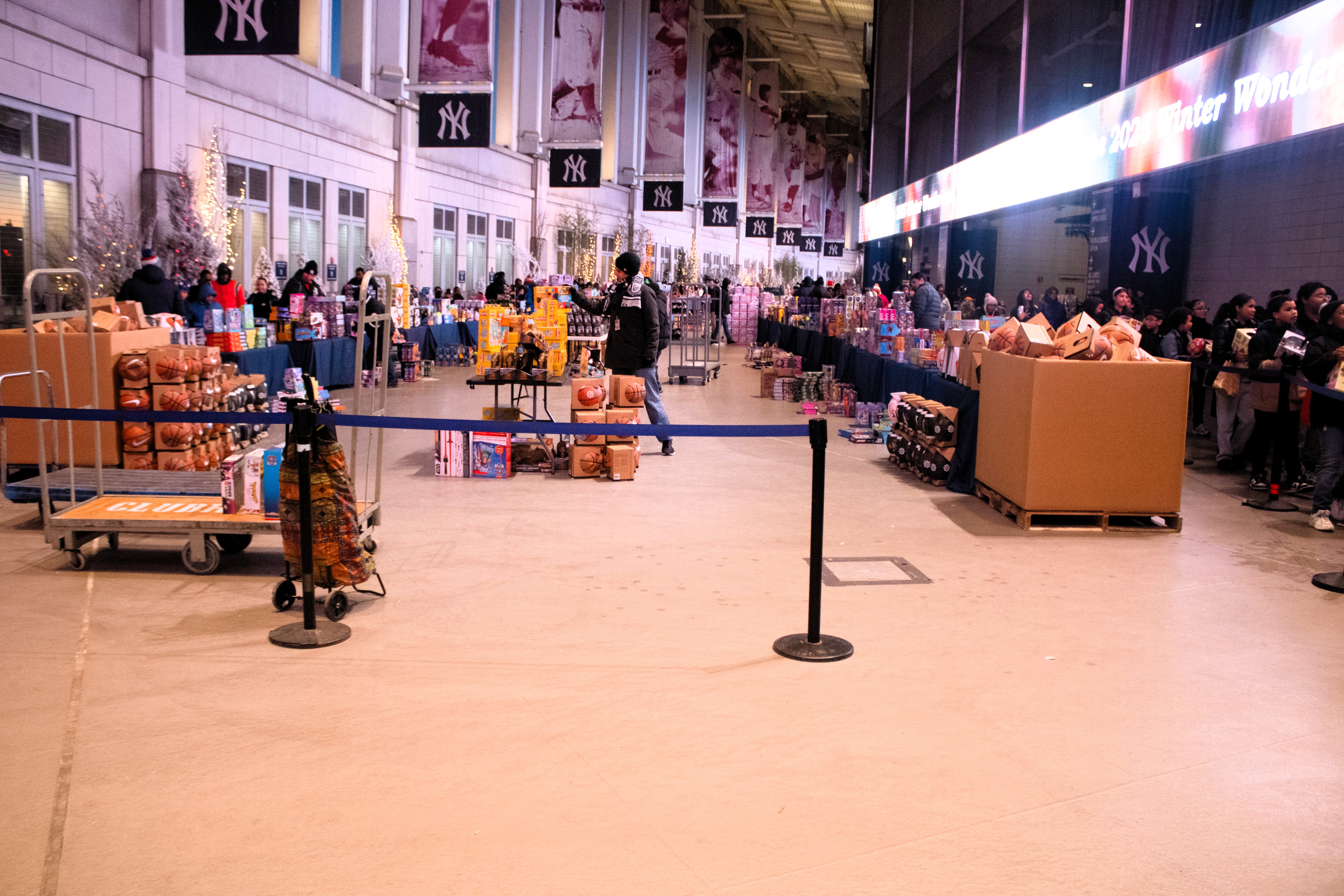 Photos: Yankees host annual Winter Wonderland event – Bronx Times