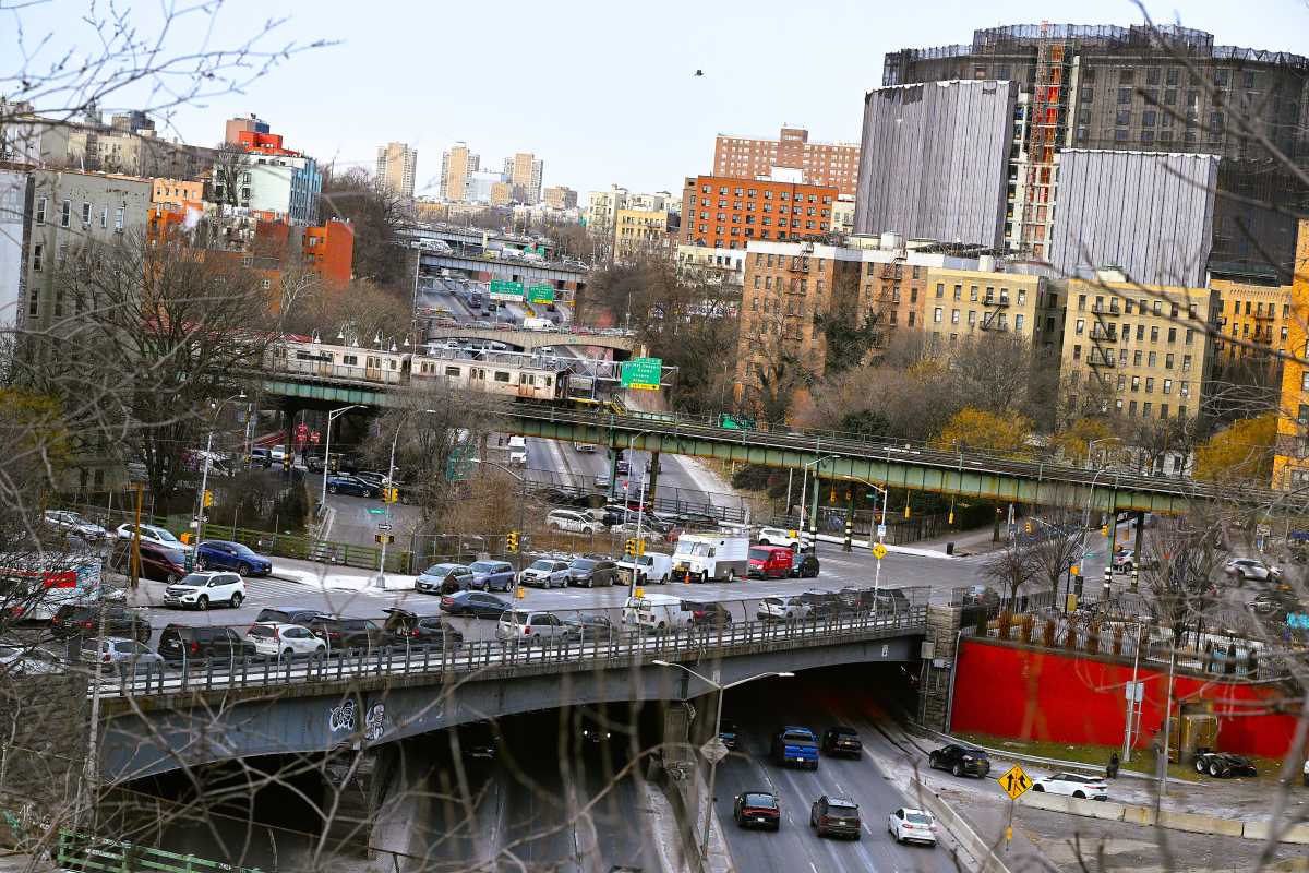 21, Cross Bronx EXPY, from Grand Concourse