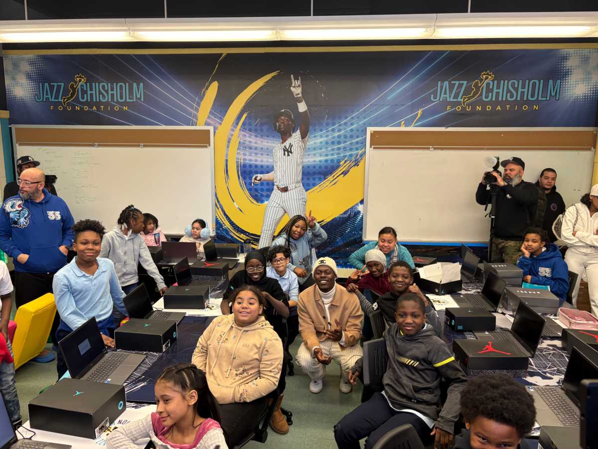 Yankees star Jazz Chisholm Jr. invests in Bronx students with new computer lab at Community School 55