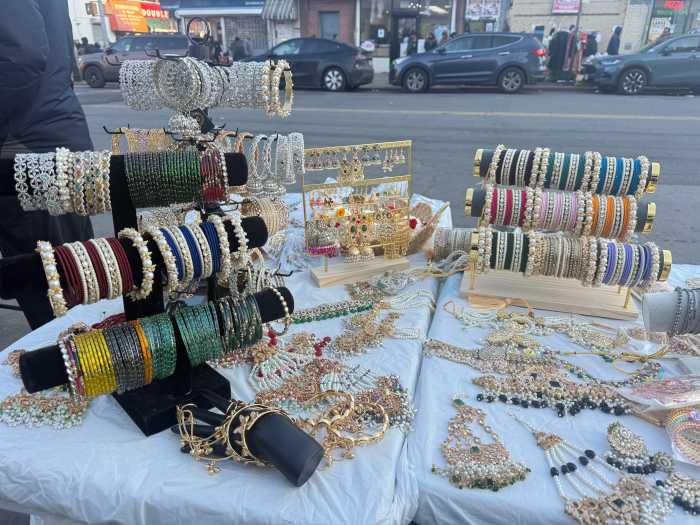 Vendors sell bangles, necklaces, and jhumkas on Chaand Raat.