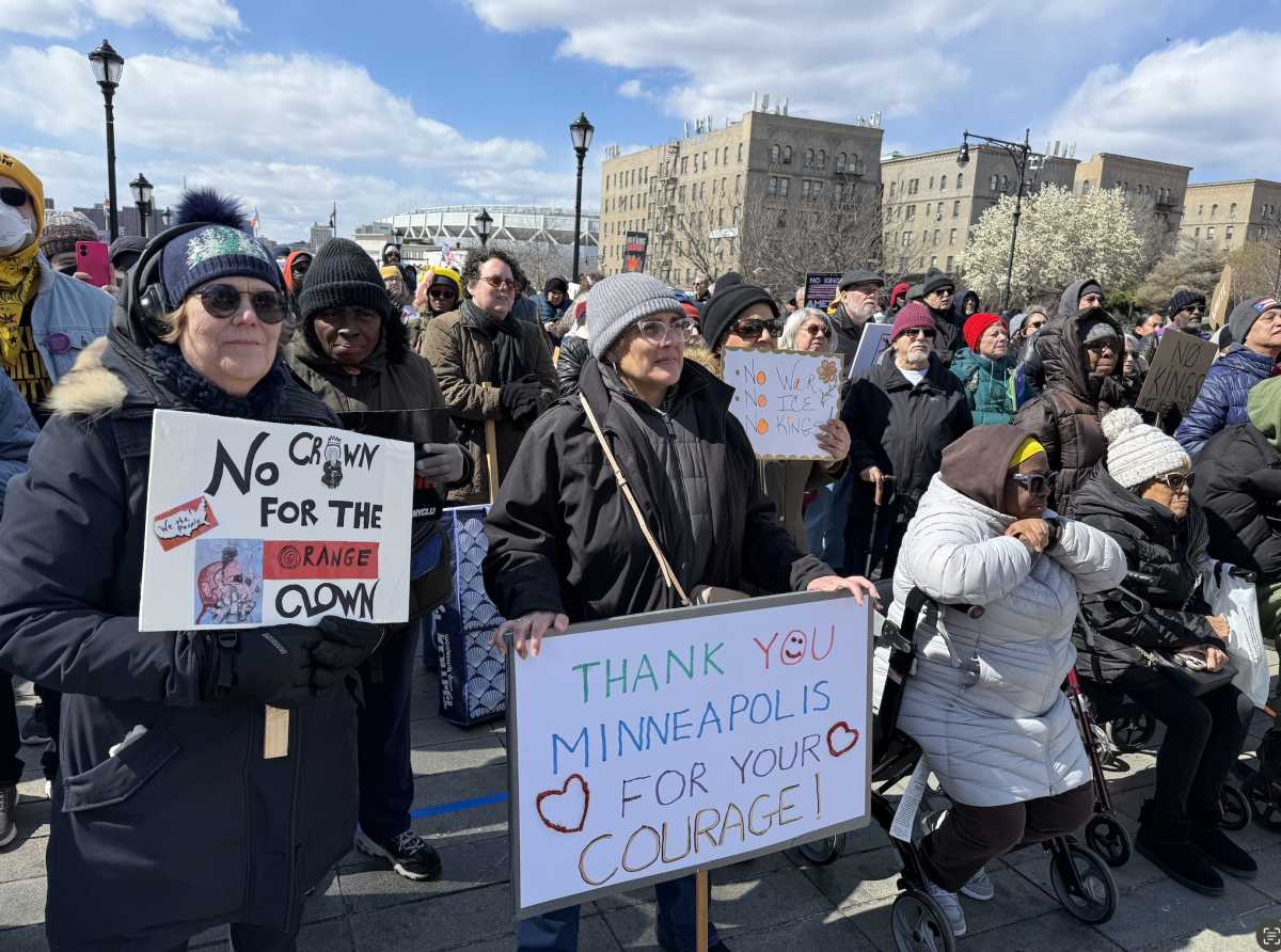'No War, No ICE, No Kings': Hundreds Rally in the Bronx for No Kings Day - Bronx Times