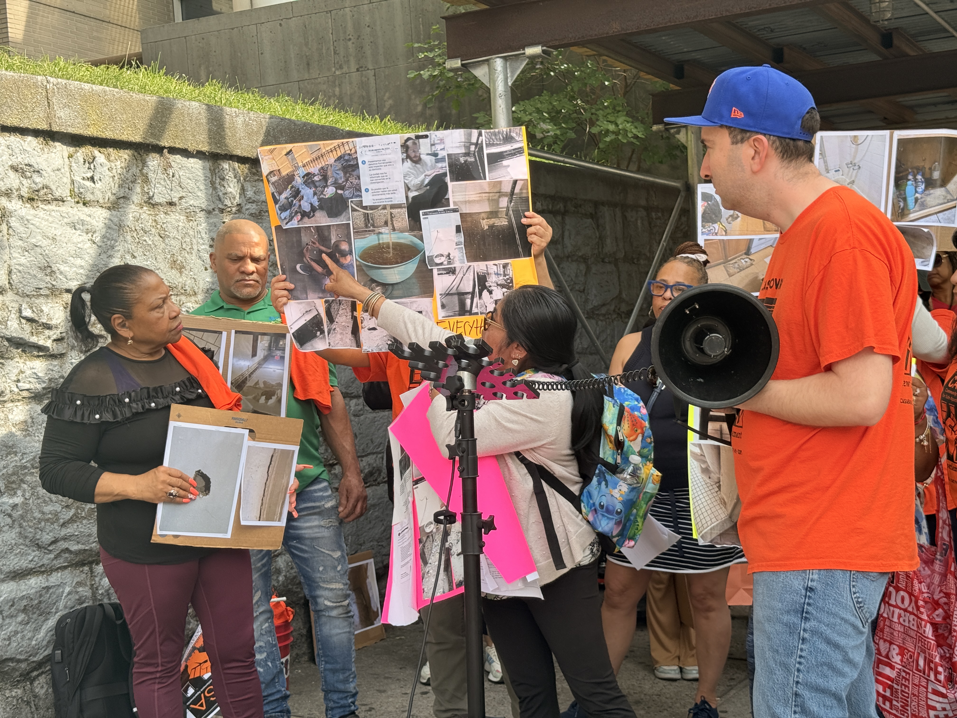 Tenants rally outside Bronx Housing Court, demand repairs from