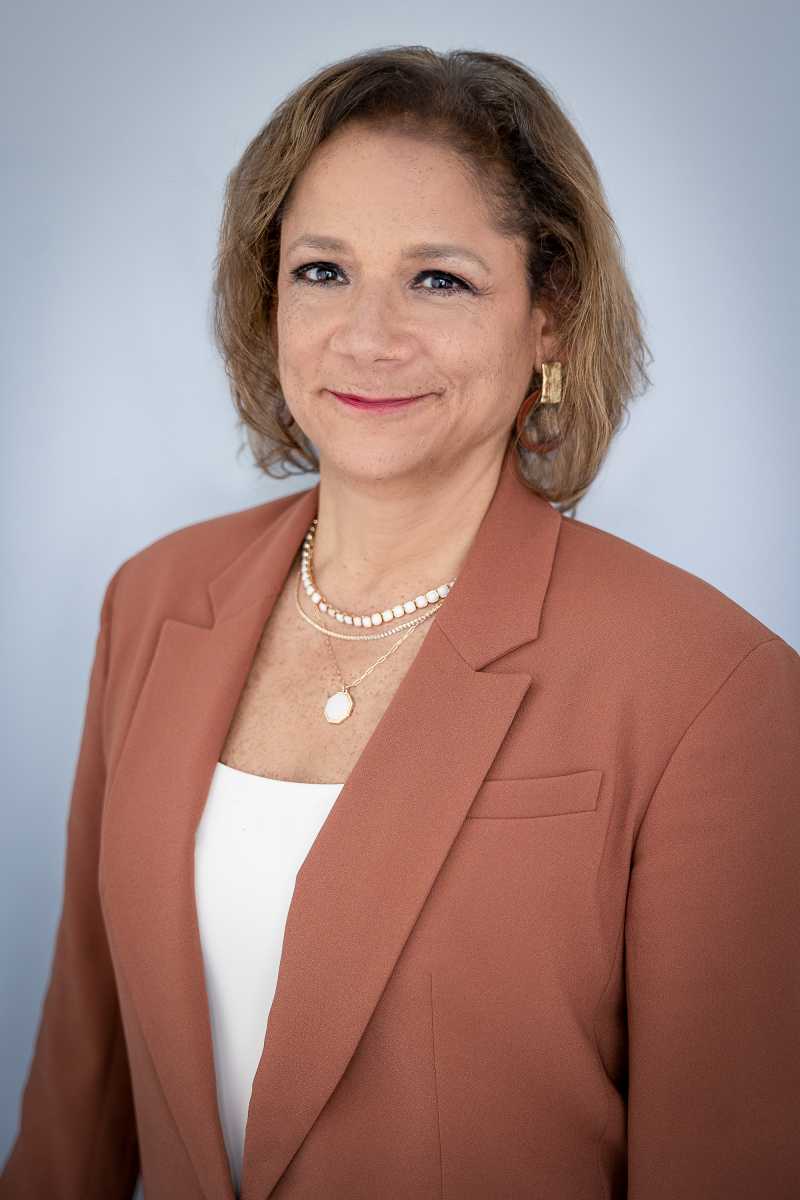 Lisa Sorin- Headshot (1)[66]